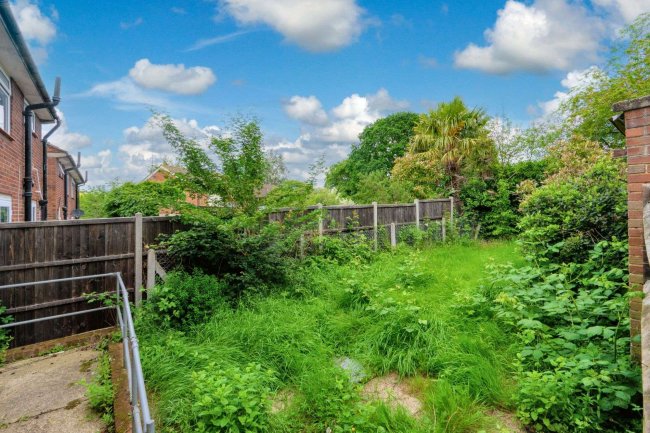 17 Partridge Road, Sidcup, Kent, DA14 6RS 9