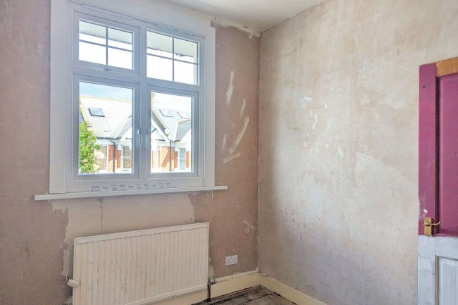 74 Ravensbury Road, Southfields, London, SW18 4RS 4