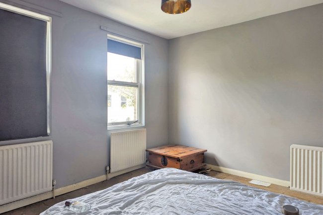 90 Landcroft Road, Dulwich, London SE22 9JT 7