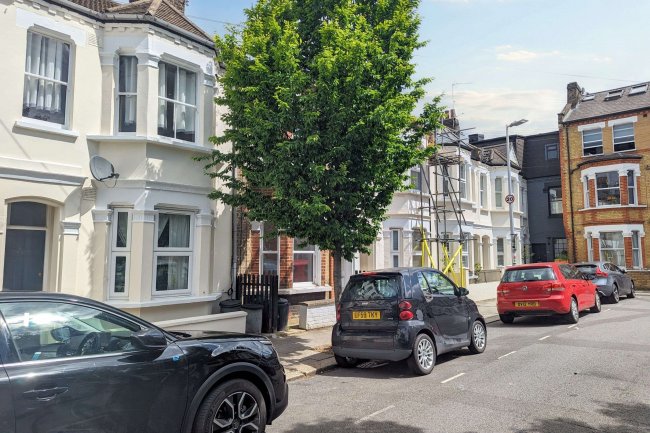 47a Mossbury Road, Battersea, London SW11 2PA 6