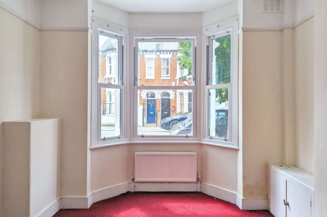 47a Mossbury Road, Battersea, London SW11 2PA 6