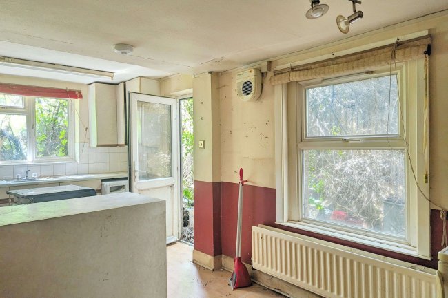 67 Wordsworth Road, Penge, London SE20 7JF 5