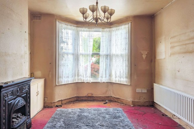 67 Wordsworth Road, Penge, London SE20 7JF 5