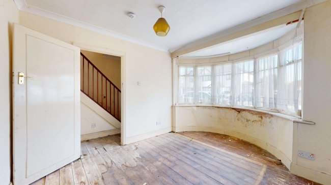 11 Exmouth Road, Ruislip, Middlesex, HA4 0UX 4