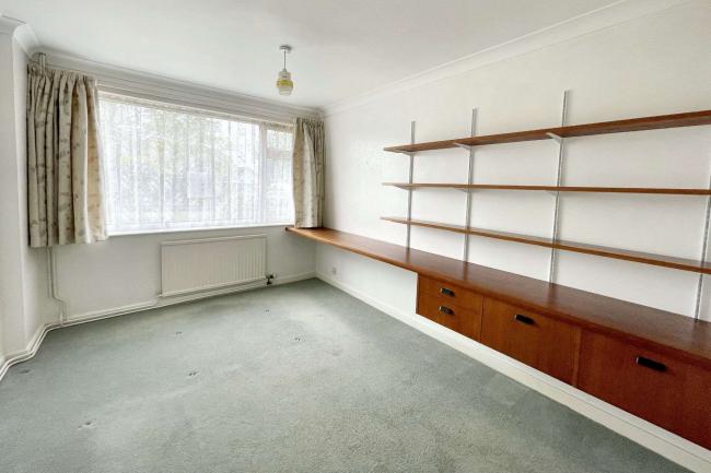 90 Eton Drive, Wirral, CH63 1JS 2