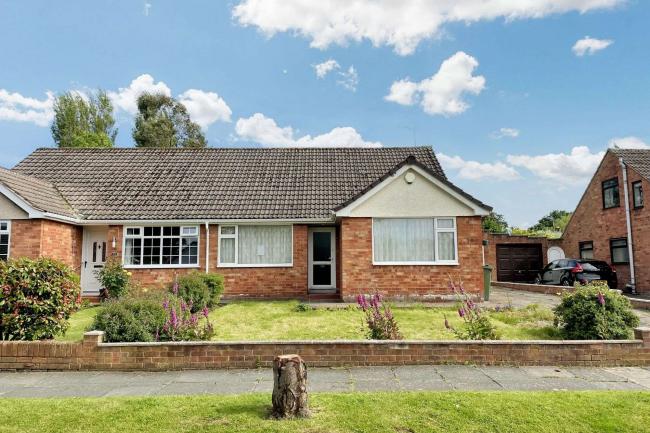 90 Eton Drive, Wirral, CH63 1JS 2