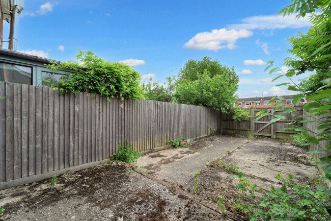 20 Leaside, Houghton Regis, Dunstable, LU5 5RF 2