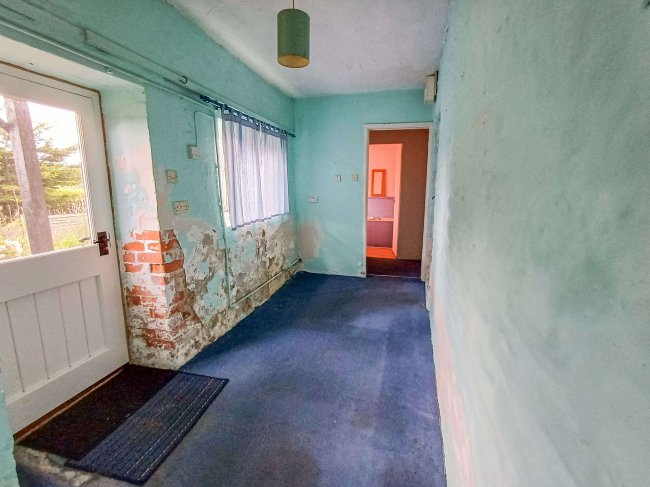 252 St Andrews Road, Bridport, Dorset, DT6 3DS 3