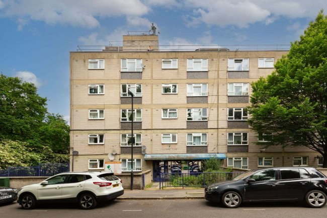 48 Calidore Close, Endymion Road, London, SW2 1HX 2