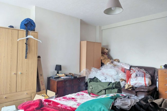 828a London Road, Sutton, Surrey, SM3 9BJ 5