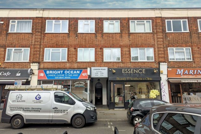 828a London Road, Sutton, Surrey, SM3 9BJ 5