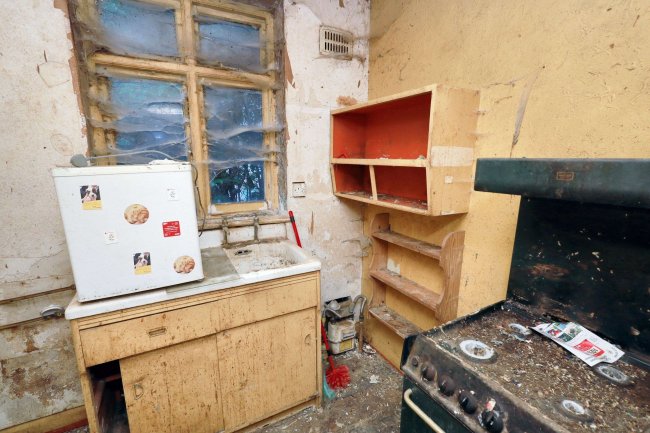 30 Beechcroft Avenue, Bexleyheath, Kent, DA7 6QS 4