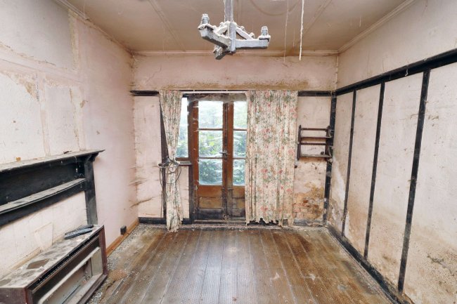 30 Beechcroft Avenue, Bexleyheath, Kent, DA7 6QS 4