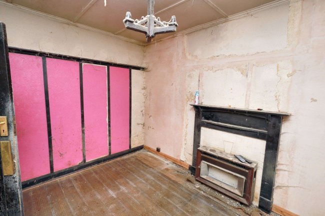 30 Beechcroft Avenue, Bexleyheath, Kent, DA7 6QS 4