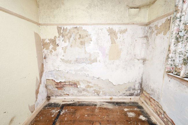 30 Beechcroft Avenue, Bexleyheath, Kent, DA7 6QS 4