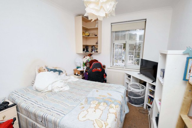 28A The Market Place, Falloden Way, Golders Green, London, NW11 6JJ 7