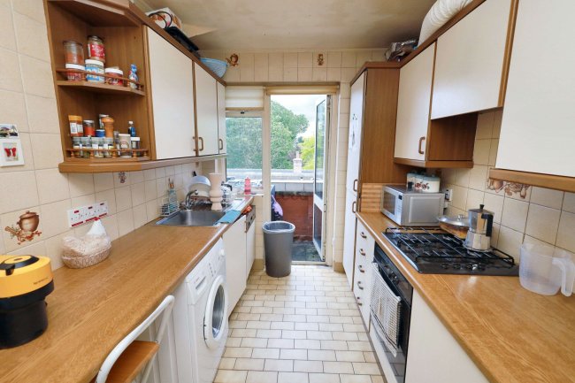 28B The Market Place, Falloden Way, Golders Green, London, NW11 6JJ 8