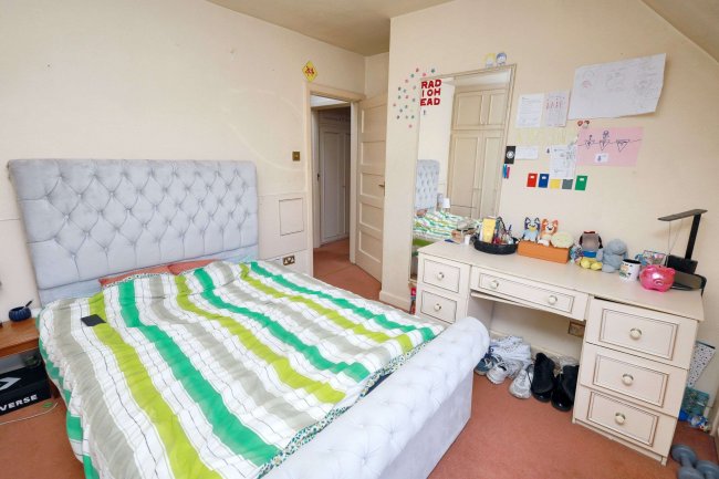 28B The Market Place, Falloden Way, Golders Green, London, NW11 6JJ 8