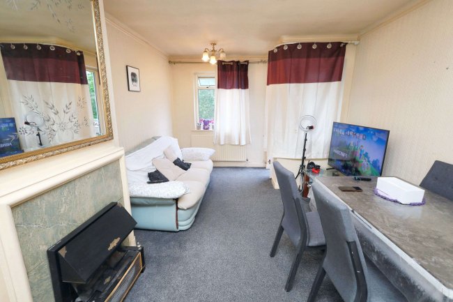 28B The Market Place, Falloden Way, Golders Green, London, NW11 6JJ 8