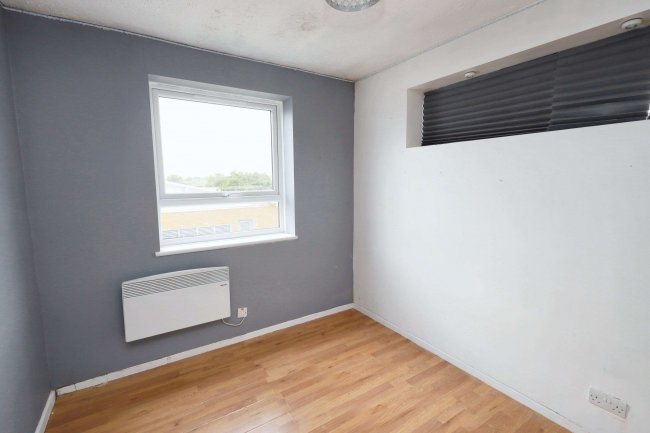 14 Paul Court, London Road, Romford, Essex, RM7 9PR 10