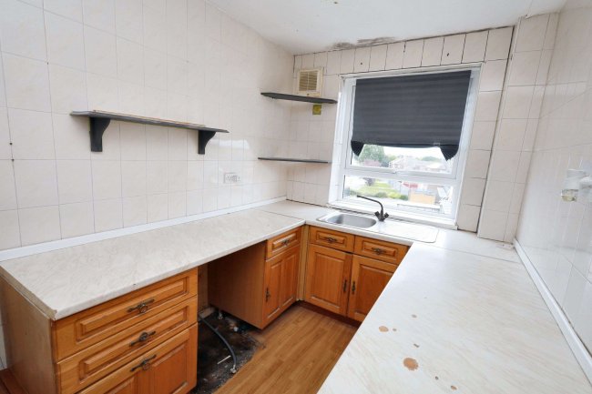 14 Paul Court, London Road, Romford, Essex, RM7 9PR 10