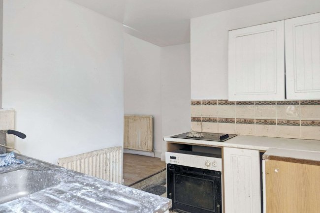 51a Norwich Road, Thornton Heath, Surrey, CR7 8NA 7