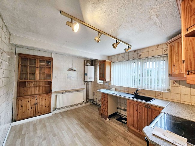 3 Rosemount, Middleton, Manchester, M24 5RR 2