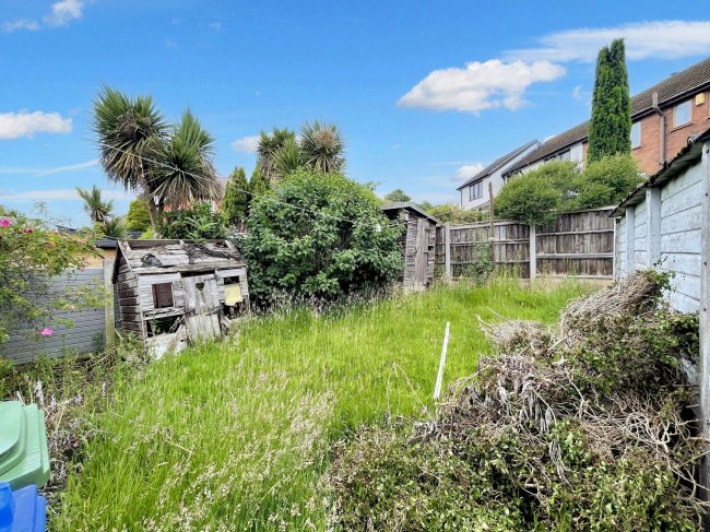 6 Russell Road, Weston Point, Runcorn, WA7 4BG 4