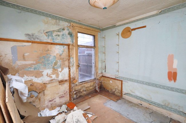 108 Fortune Gate Road, Willesden, London, NW10 9RG 8