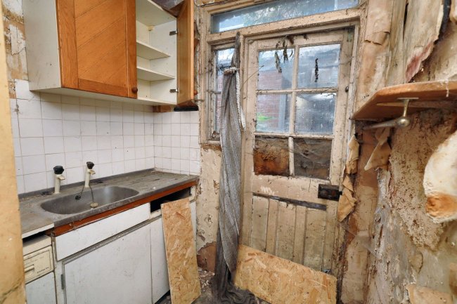 108 Fortune Gate Road, Willesden, London, NW10 9RG 8