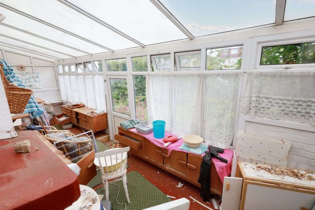 43 Cherrydown Close, Chingford, London, E4 8DY 6