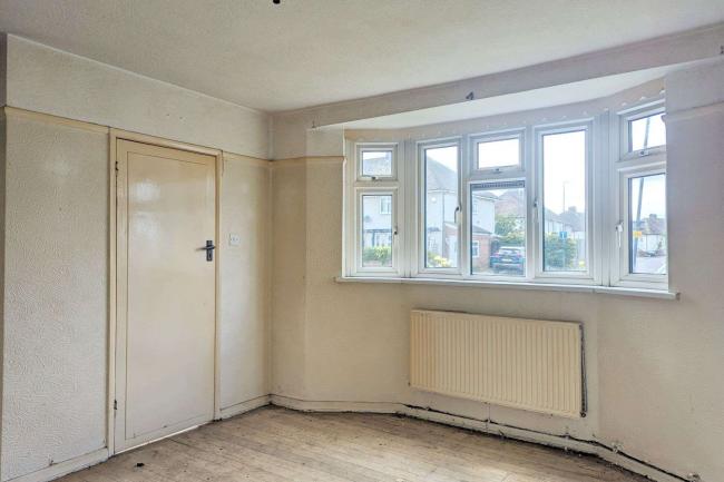 83 Heath Road, Crayford, Dartford, DA1 3NR 1