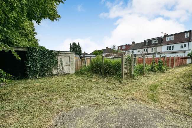 Garage R/o 15 Shelson Avenue, Feltham, Middlesex, TW13 4QS 3