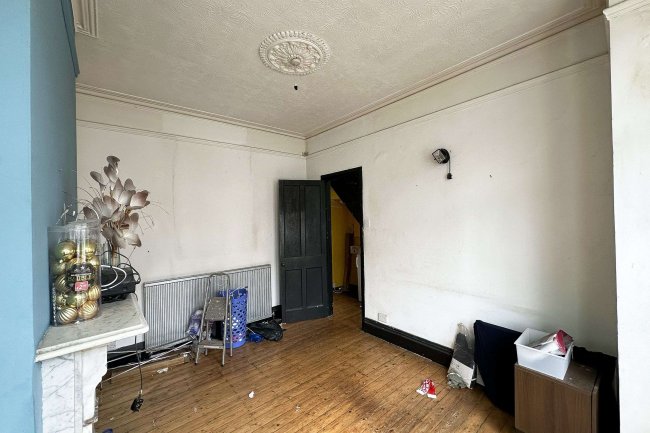 154 Torridon Road, Catford, London, SE6 1RD 9