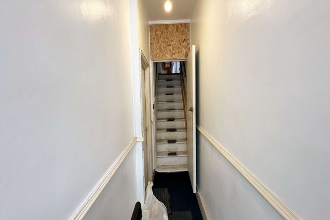 48a Laleham Road, Catford, London, SE6 2HU 4