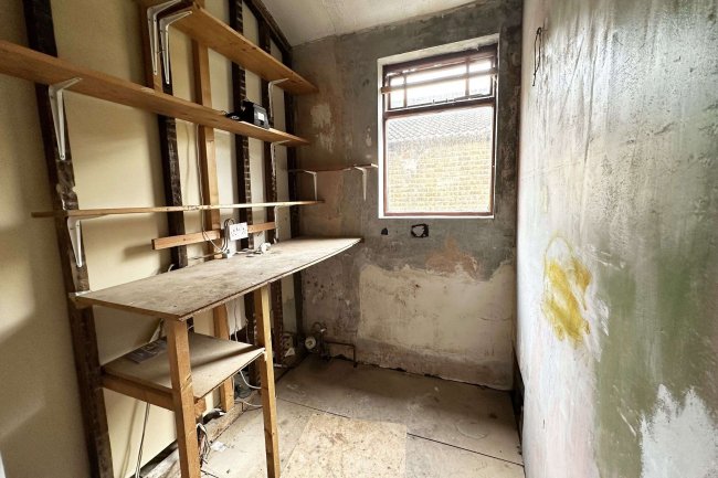 48a Laleham Road, Catford, London, SE6 2HU 4