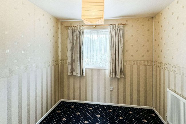 44 Holyrood Crescent, St Albans, AL1 2LT 1