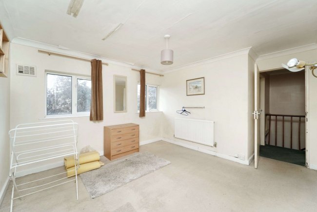 108 Bushy Hill Drive, Guildford, Surrey, GU1 2UH 10