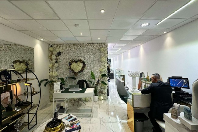 50 52 & 54 High Street, Staines-Upon-Thames, TW18 4DY 8