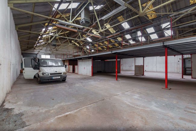 33 Milton Avenue, Croydon, CR0 2BP 4