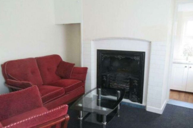 4 Elm Road, Fenland, Wisbech, Cambridgeshire PE13 2TB 10