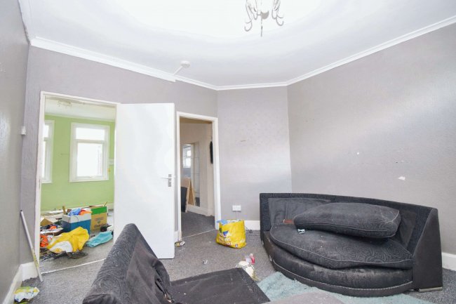 39 Central Drive, Shirebrook, NG20 8RA 5