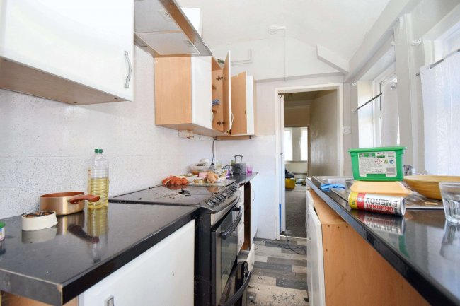 39 Central Drive, Shirebrook, NG20 8RA 5