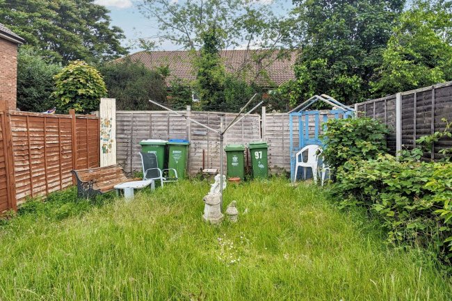 97 Woolwich Road, Bexleyheath, Kent, DA7 4LP 2