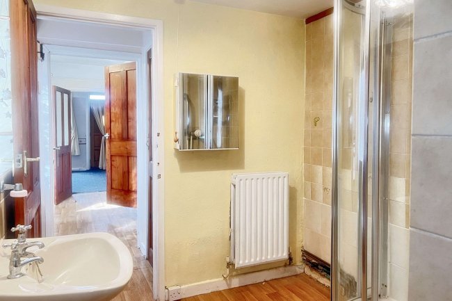 25 New North Road, Attleborough, NR17 2BJ 1