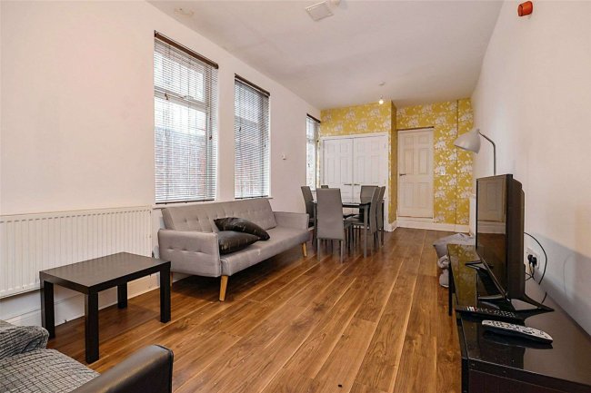 167 Marton Road, Middlesbrough, TS4 2EN 5