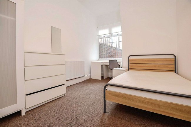 167 Marton Road, Middlesbrough, TS4 2EN 5