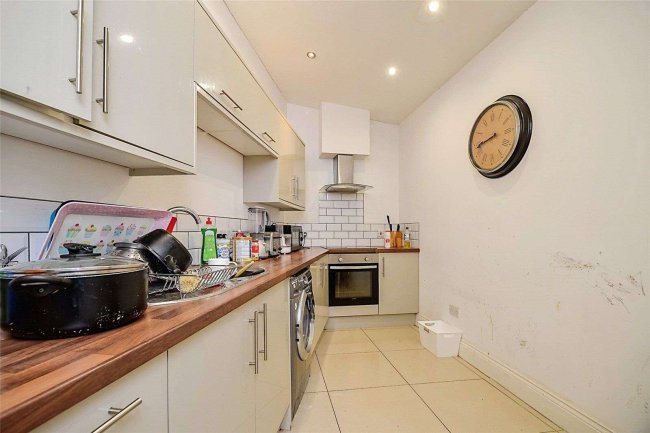 23 Crescent Road, Middlesbrough, TS1 4QN 6