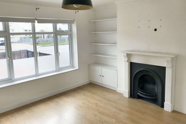 49 Church Road, Benfleet, Essex, SS7 4BP 1