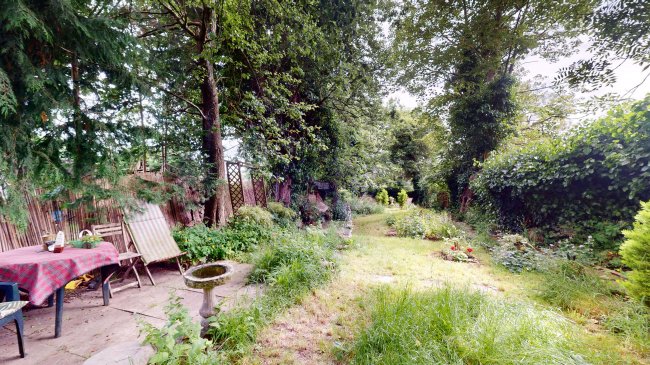 72d Finchley Lane, Hendon, London, NW4 1DH 5